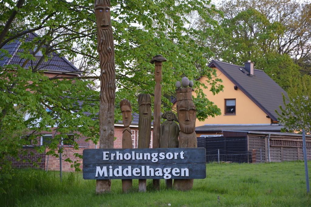 Reethaeuser Auf Ruegen Middelhagen Exterior foto